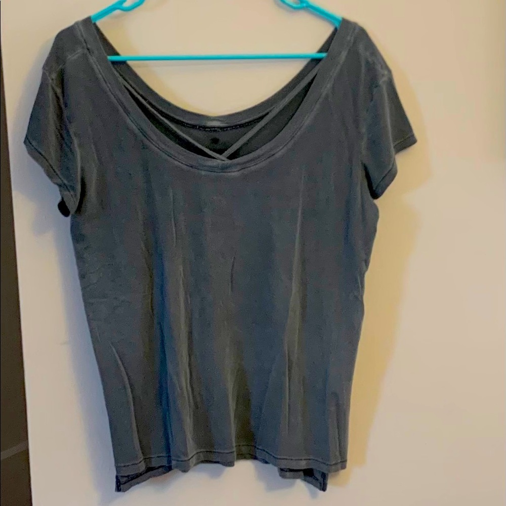 Grey soft and sexy American eagle t shirt